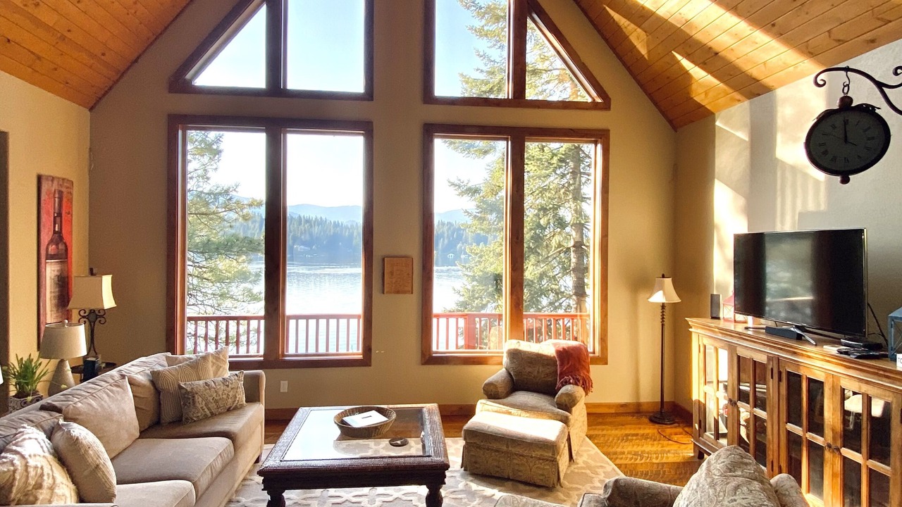 Photo of Bedroom in Hayden Lake