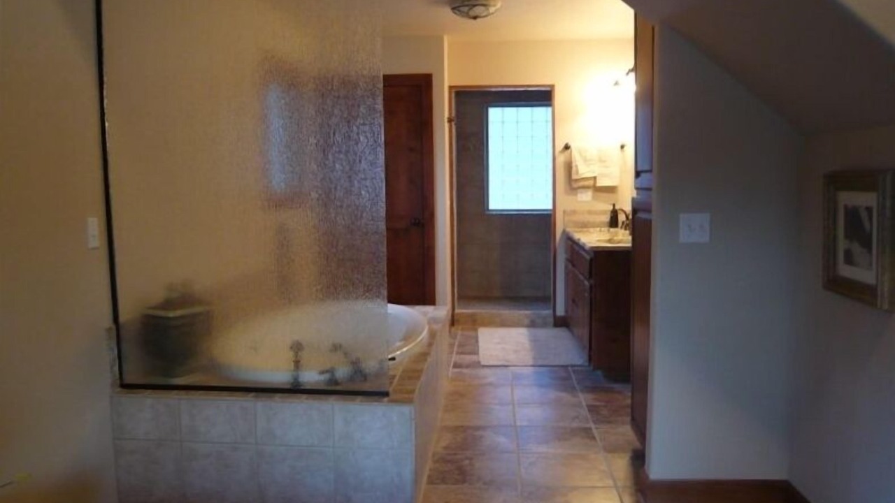 Photo of Bathroom in Hayden Lake