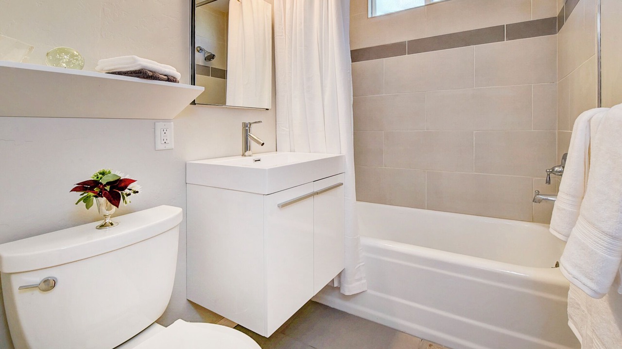 Photo of Bathroom in North End