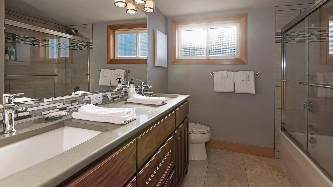 Photo of Bathroom in Neskowin