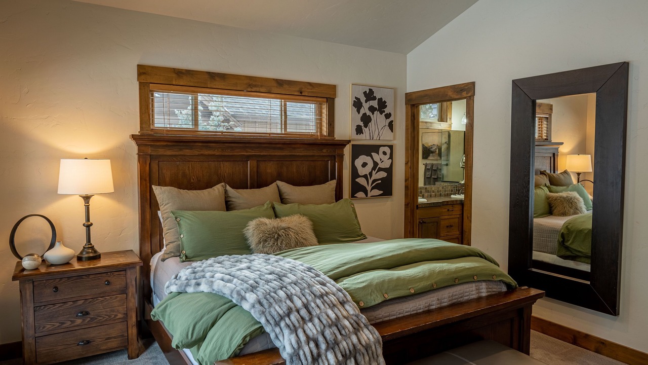 Photo of Bedroom in Sunriver