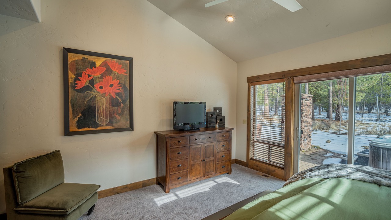 Photo of Bedroom in Sunriver