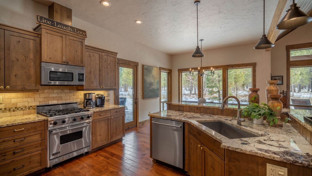 Photo of Kitchen in Sunriver