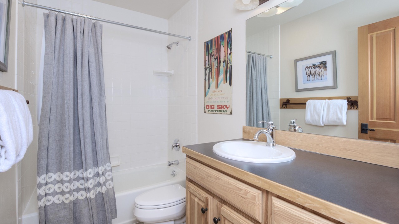 Photo of Bathroom in Big Sky