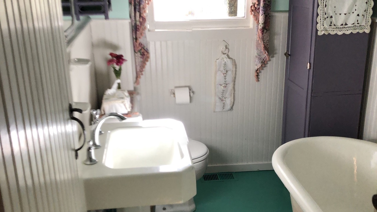 Photo of Bathroom in Mount Gretna