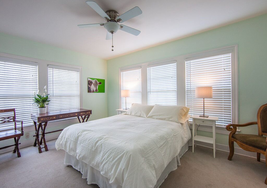 Photo of Bedroom in North University