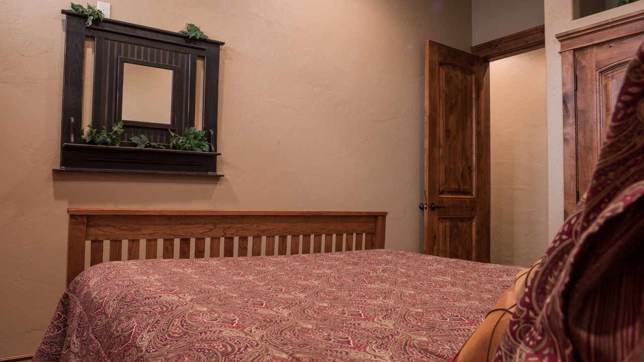 Photo of Bedroom in Loon Lake
