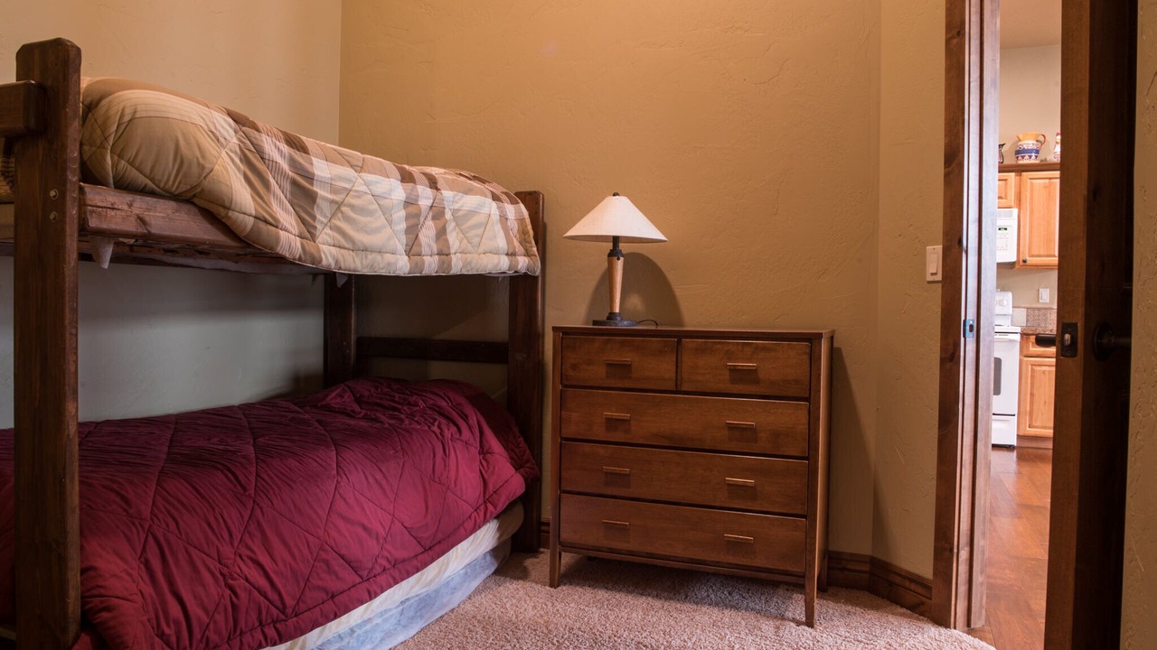 Photo of Bedroom in Loon Lake