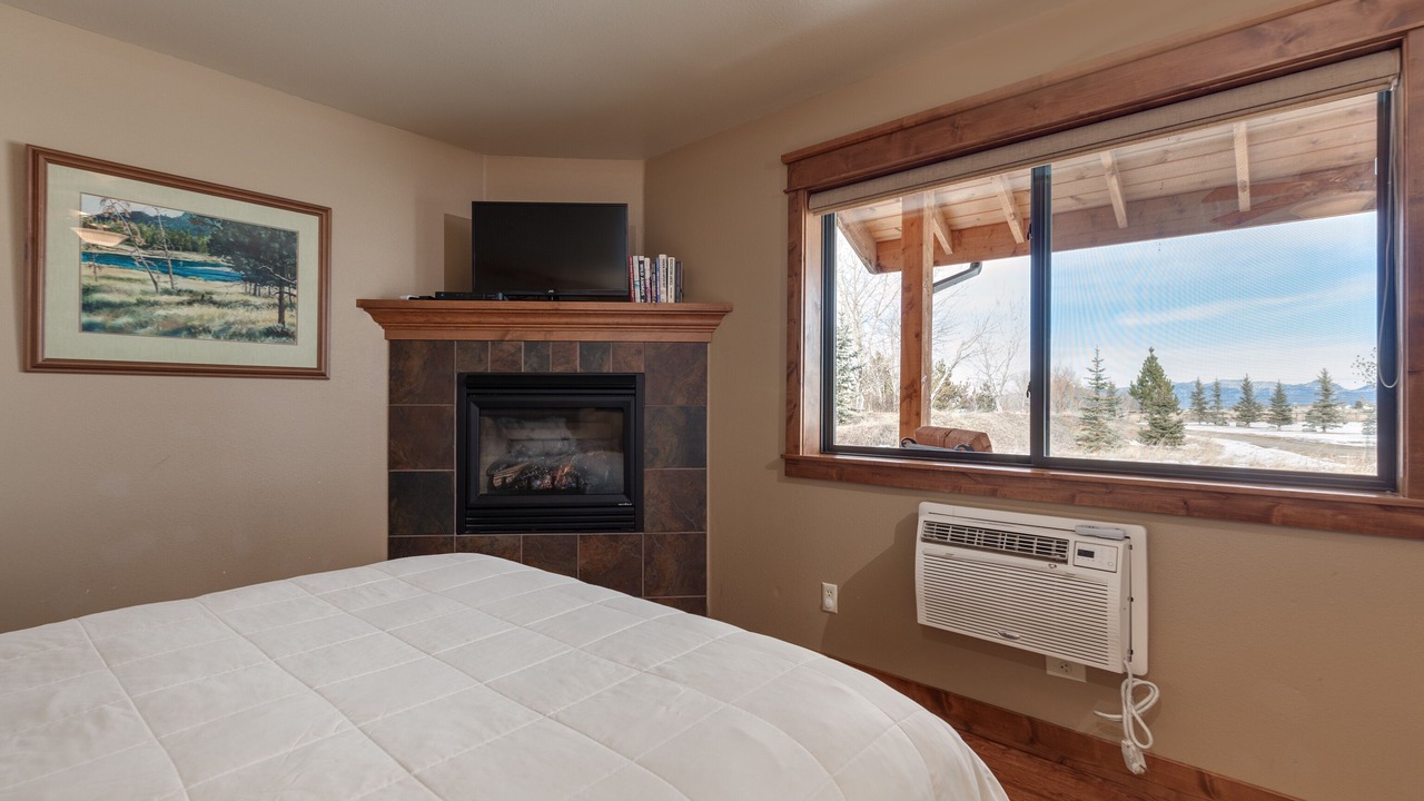 Photo of Bedroom in Bozeman