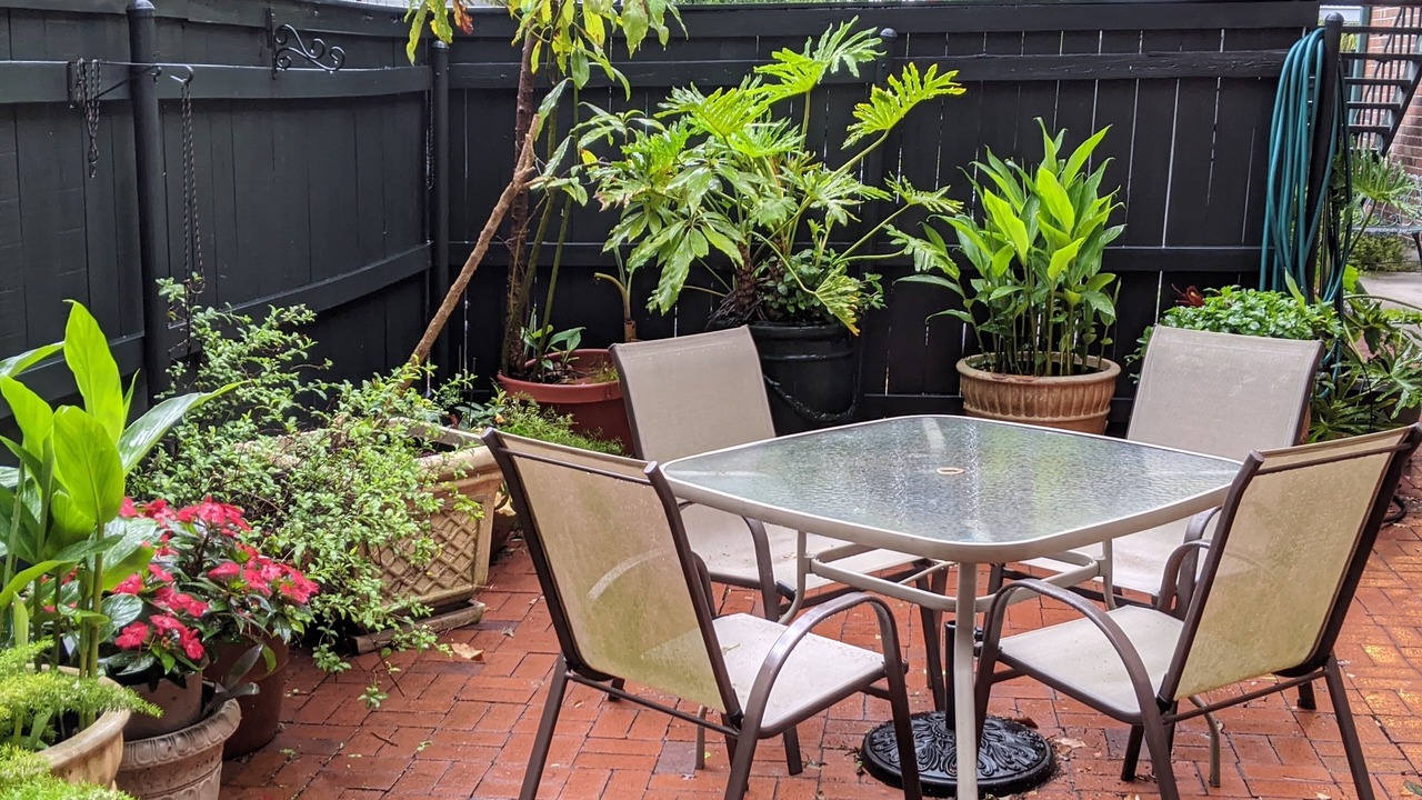 Photo of Outdoor in Faubourg Delassize