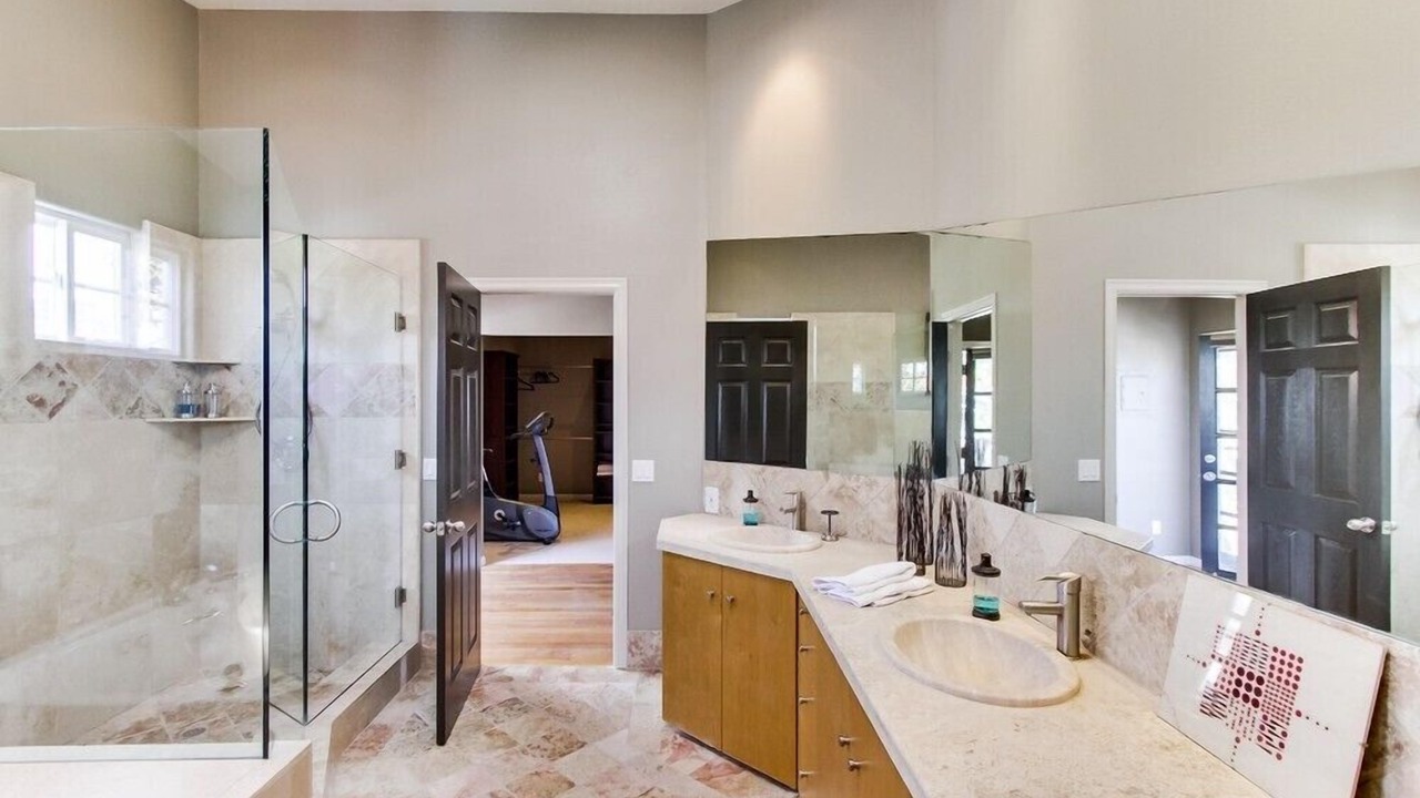 Photo of Bathroom in Sunset Cliffs