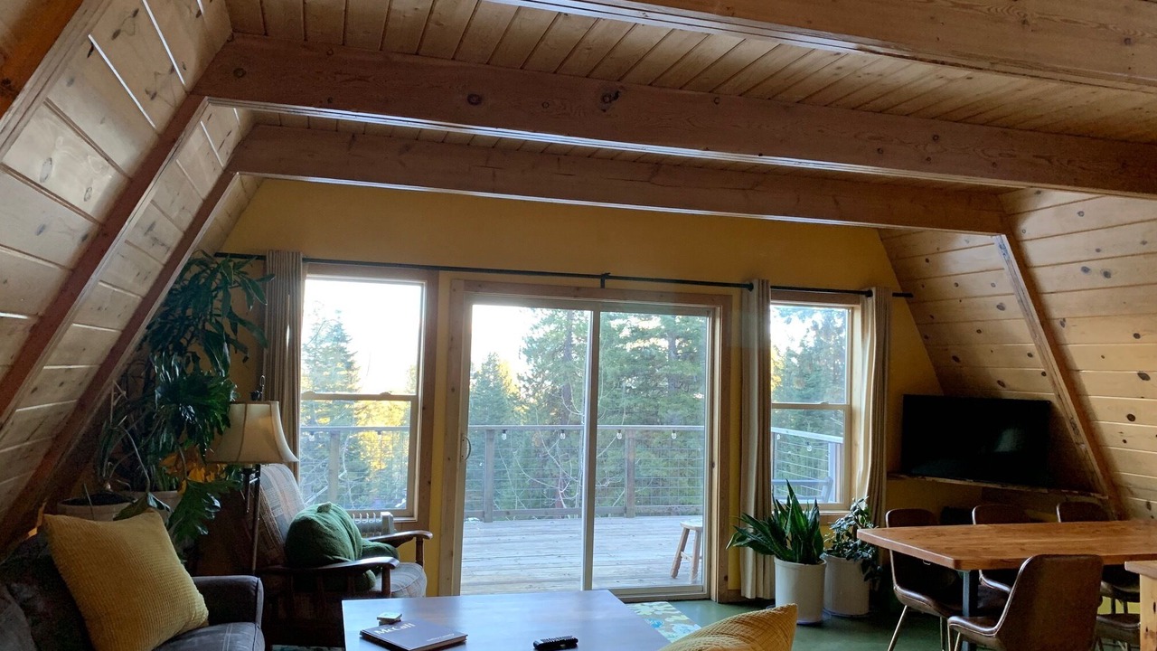 Photo of Livingroom in McCall