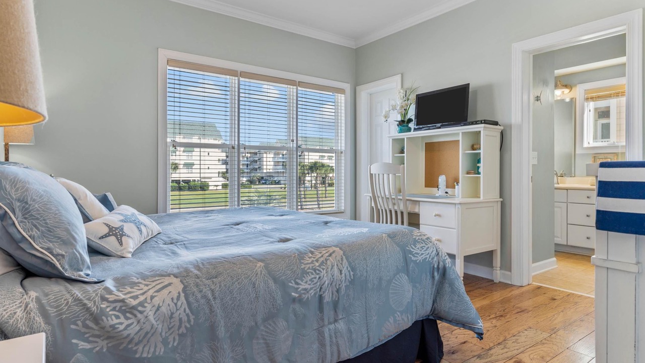 Photo of Bedroom in Ocean Isle Beach