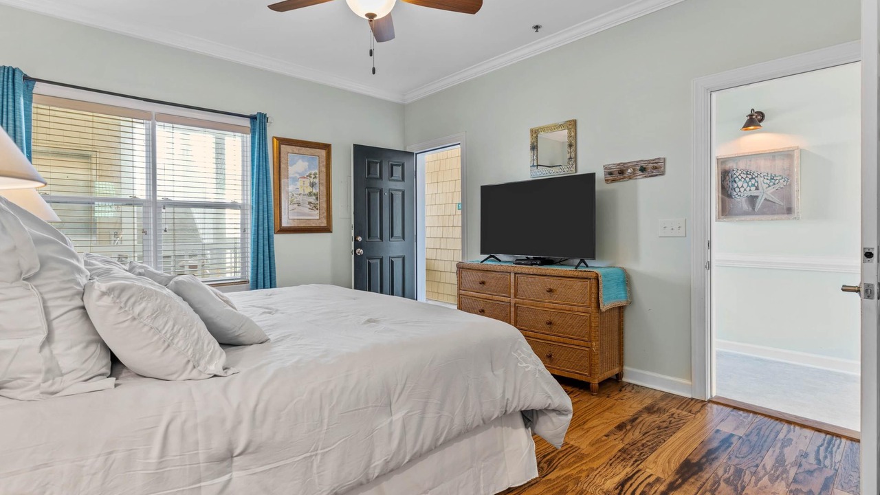 Photo of Bedroom in Ocean Isle Beach