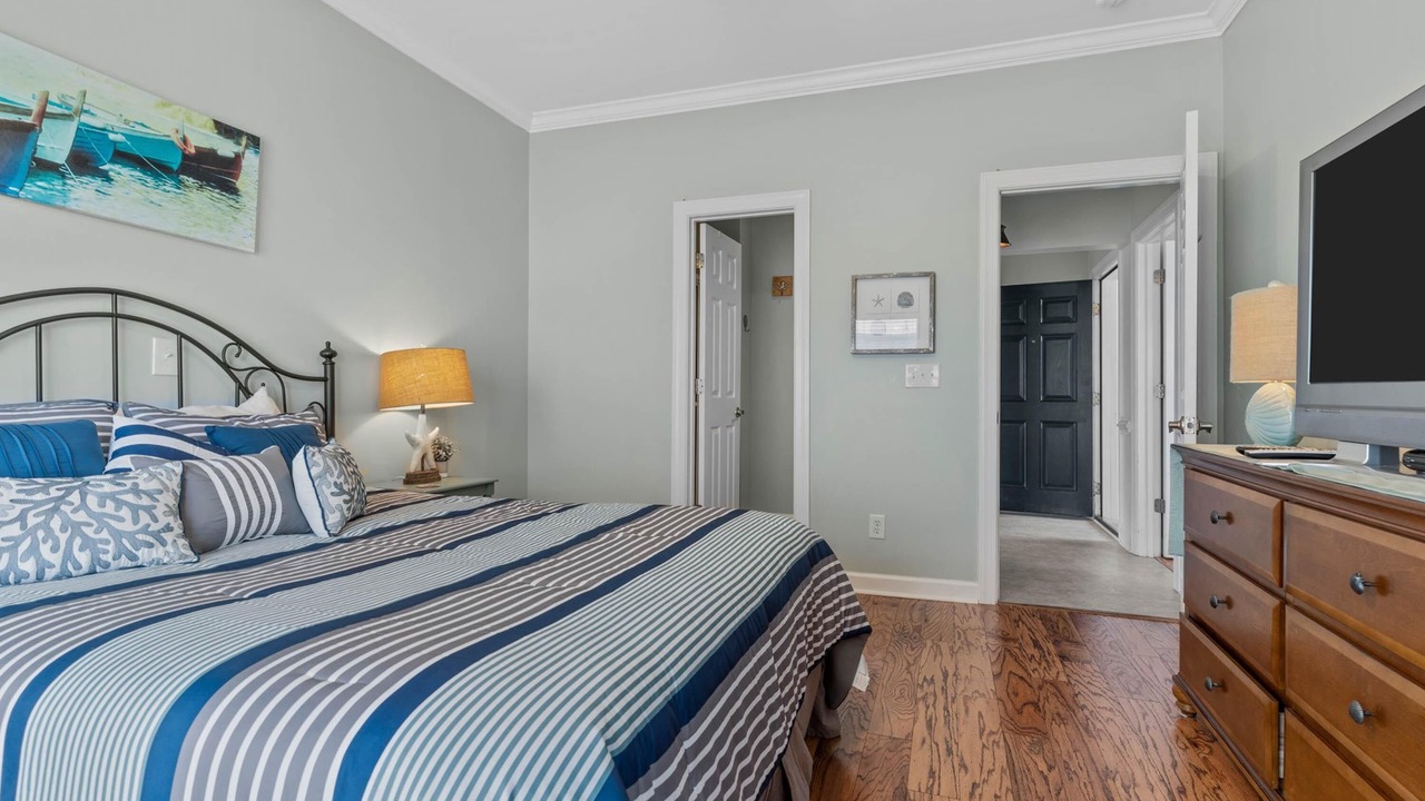 Photo of Bedroom in Ocean Isle Beach
