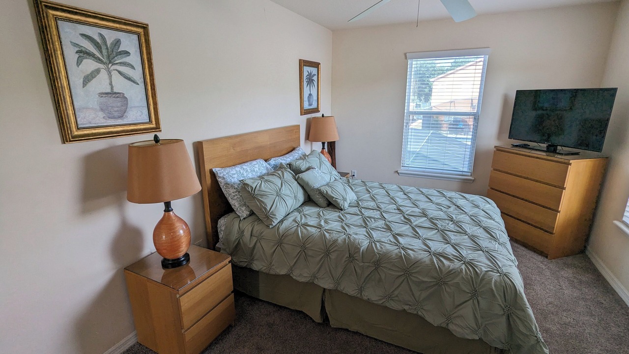 Photo of Bedroom in Sandy Ridge