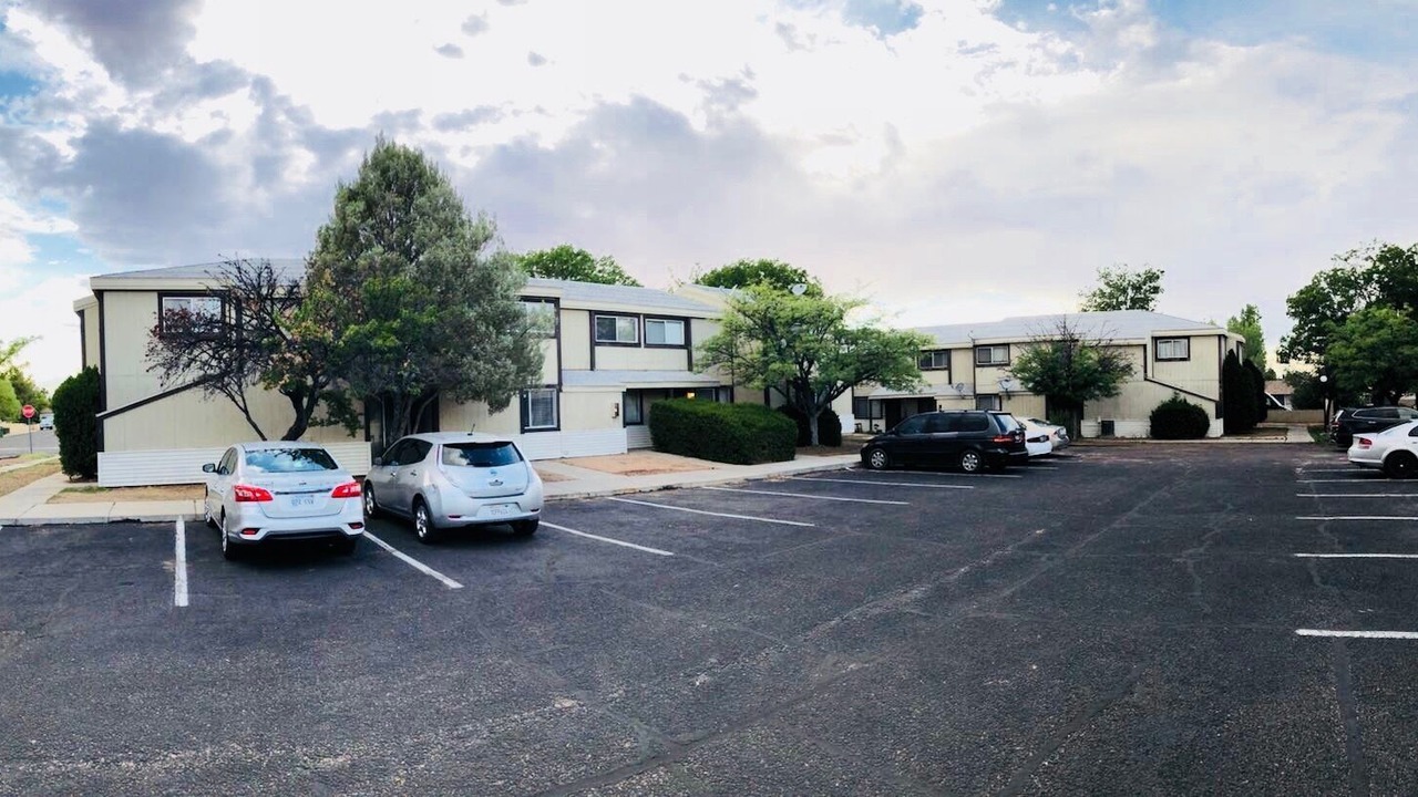 Photo of Outdoor in Page