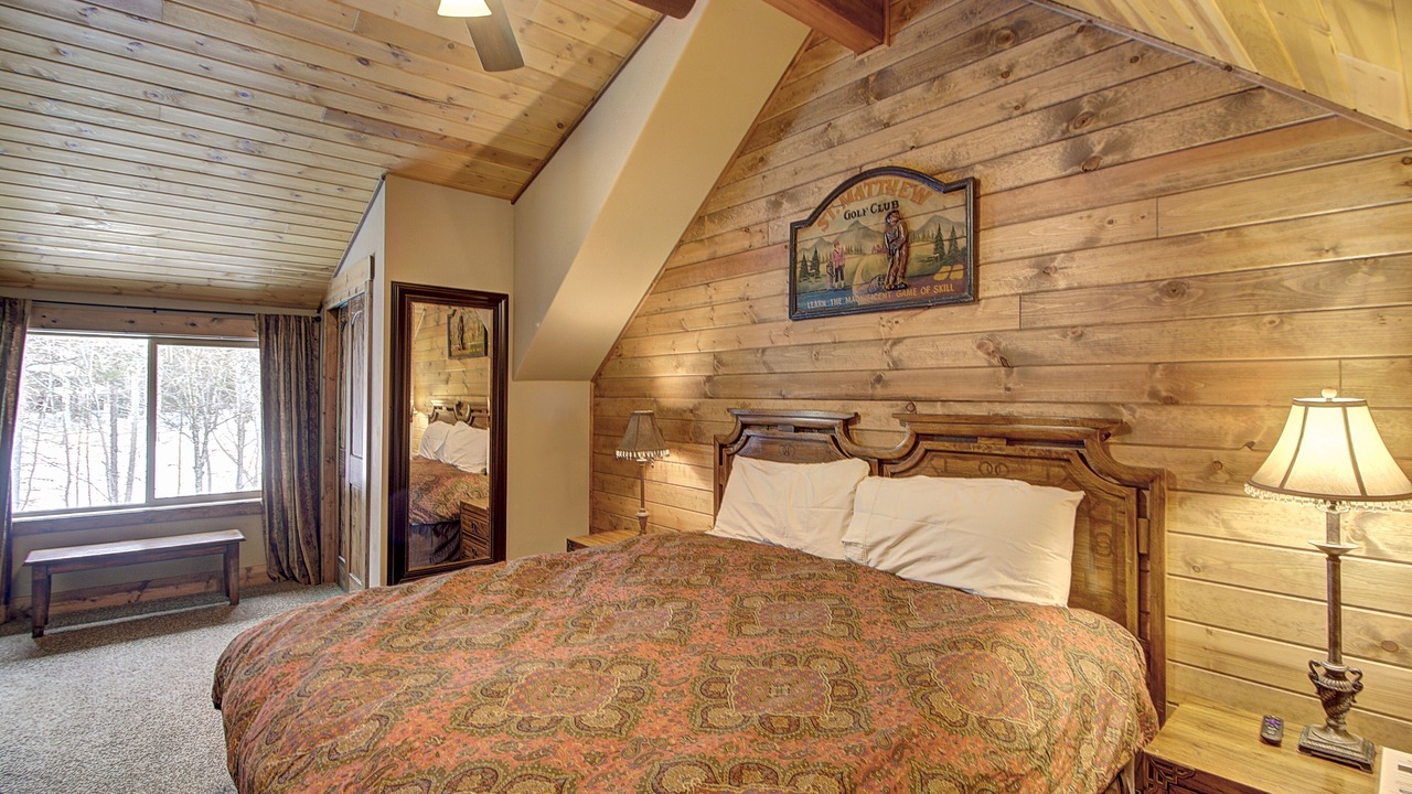Photo of Bedroom in Columbia Falls