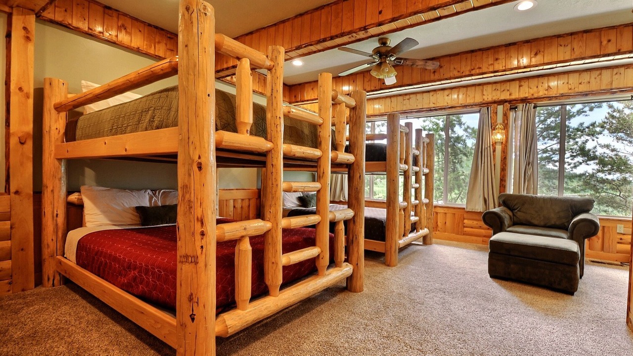 Photo of Bedroom in Timber Lakes