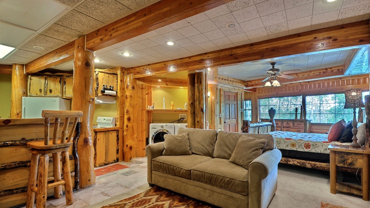 Photo of Bedroom in Timber Lakes