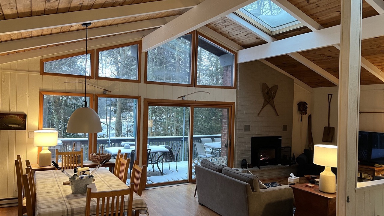 Photo of Bedroom in Pocono Pines