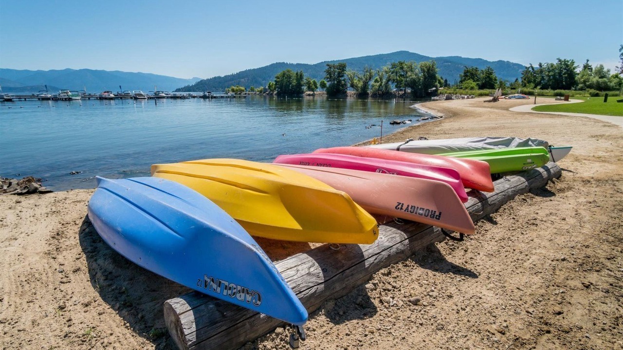 Photo of Others in Sandpoint