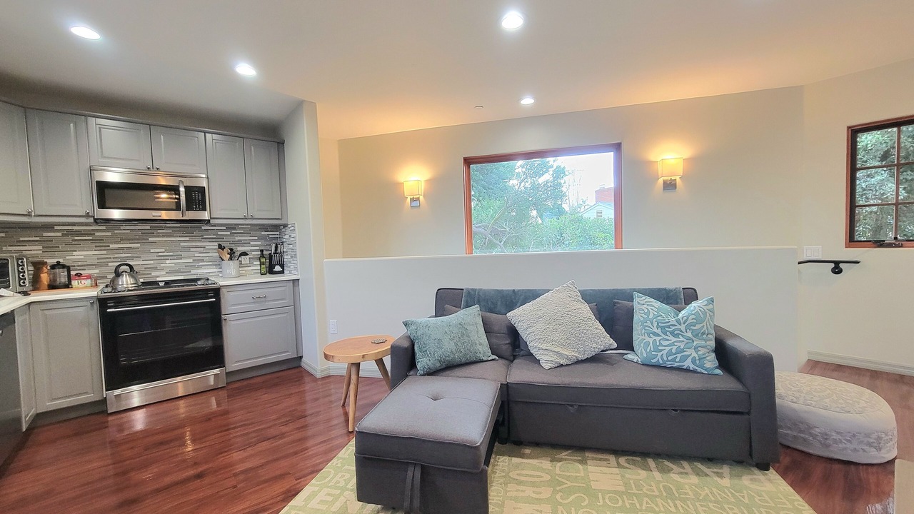 Photo of Livingroom in Loma Portal