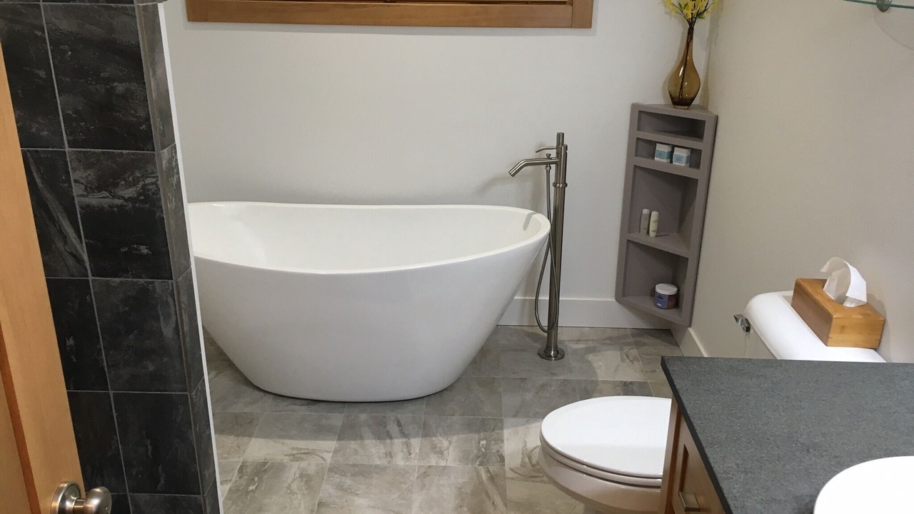Photo of Bathroom in Riverfront