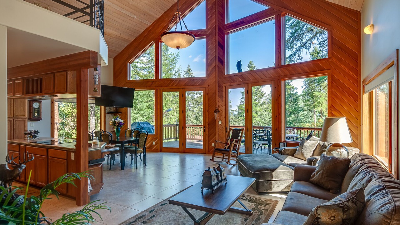 Photo of Livingroom in Lakeside