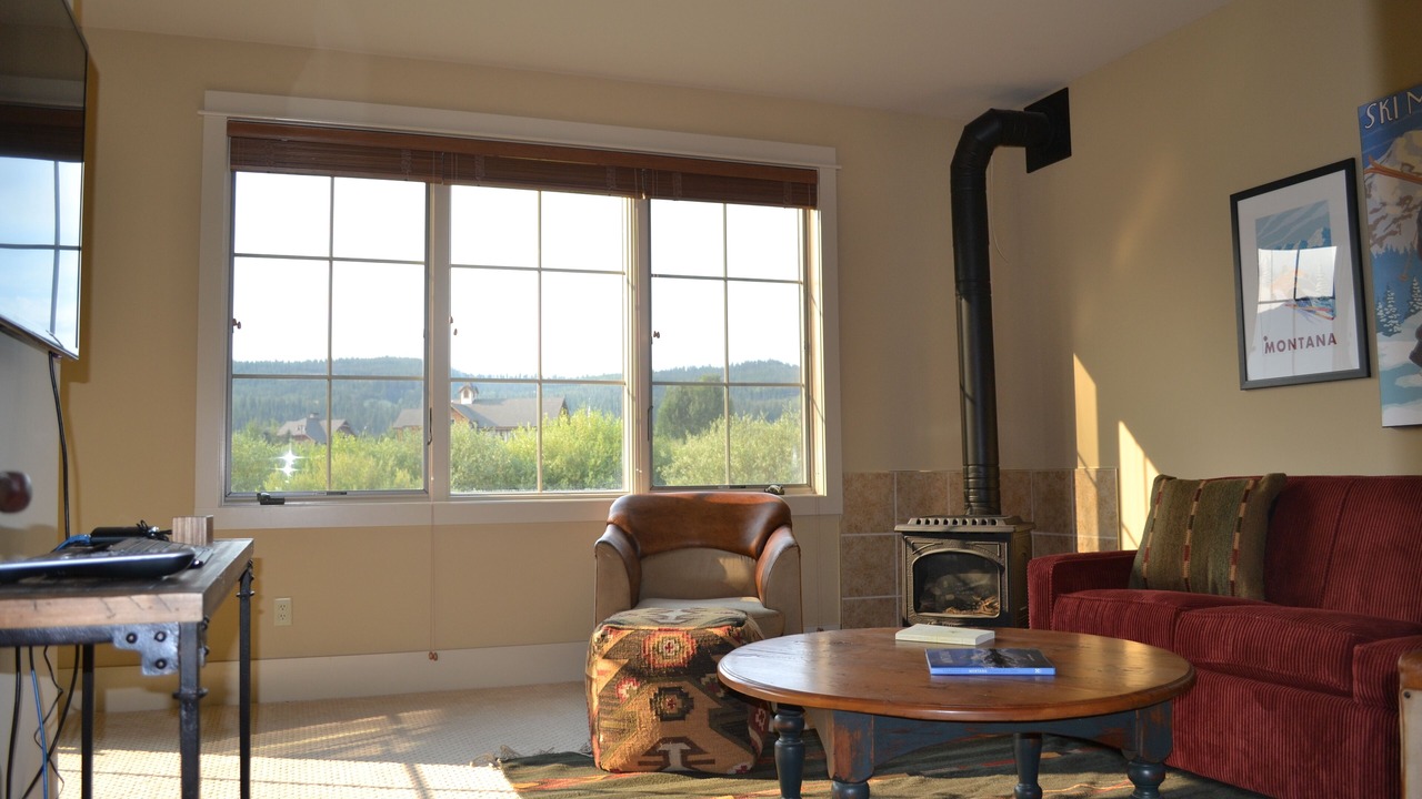 Photo of Livingroom in Big Sky Meadow Village