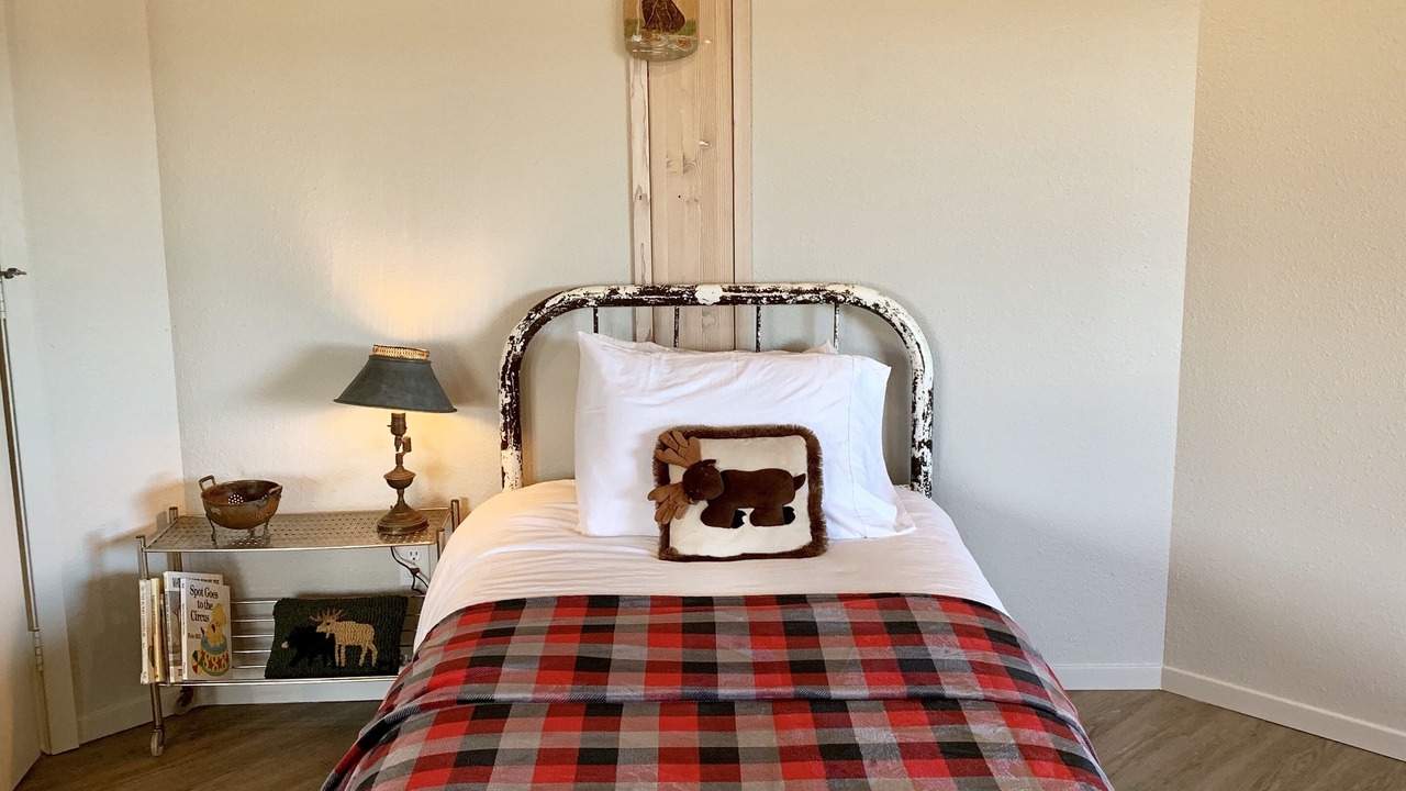Photo of Bedroom in Livingston