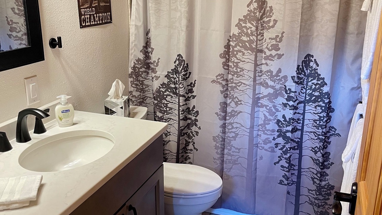 Photo of Bathroom in Sunriver