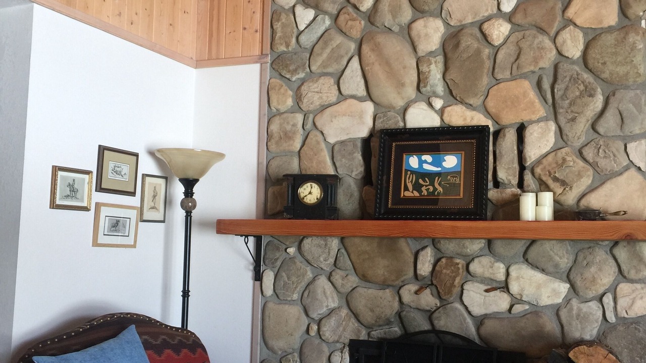 Photo of Livingroom in East Glacier Park Village