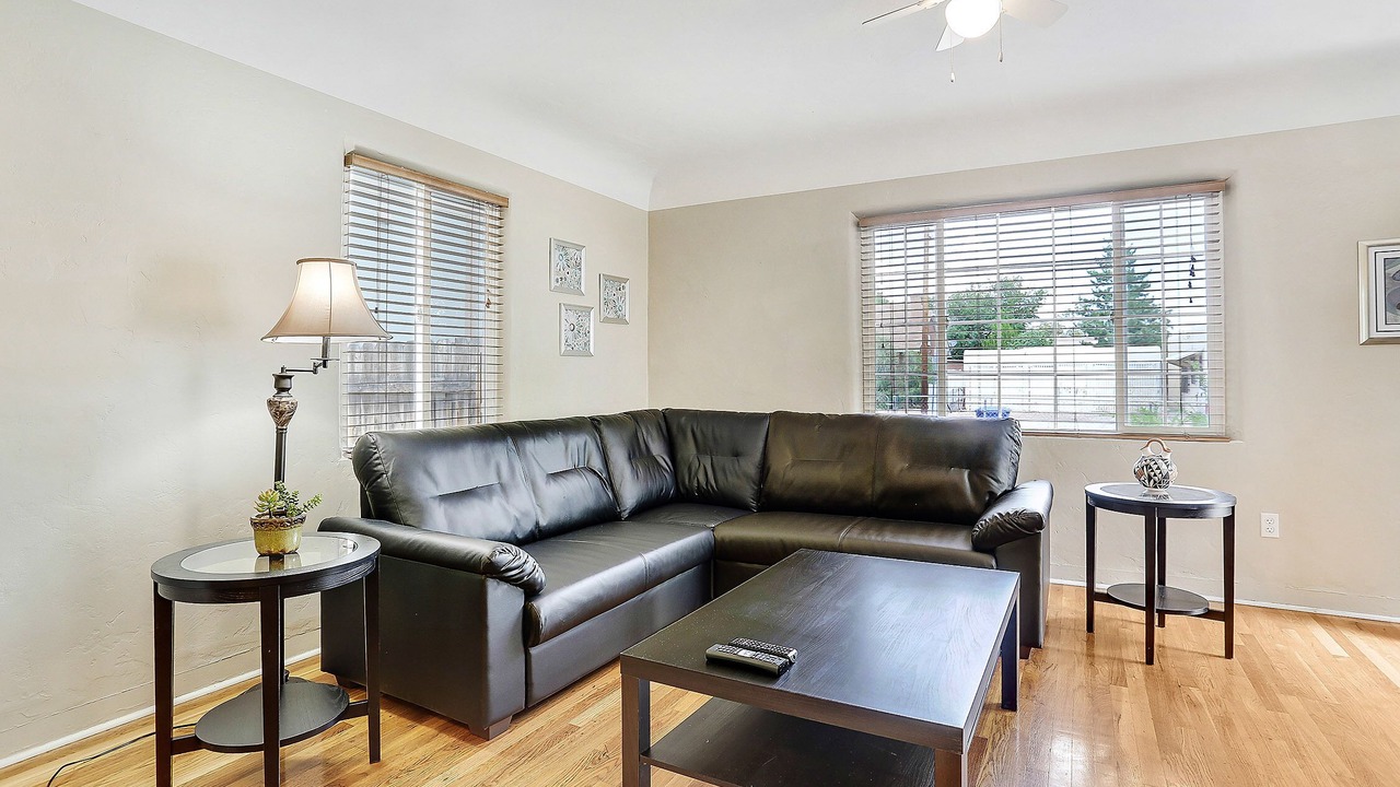 Photo of Livingroom in Raynolds Addition