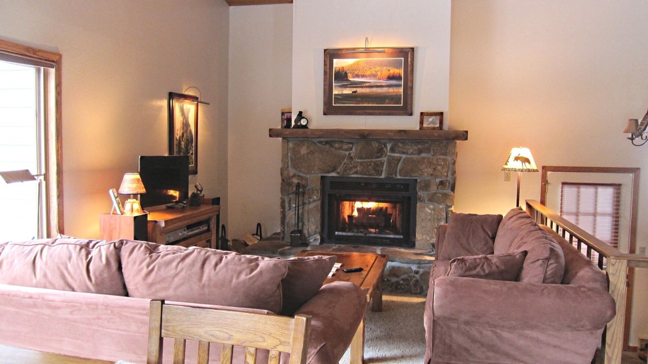 Photo of Livingroom in Big Sky