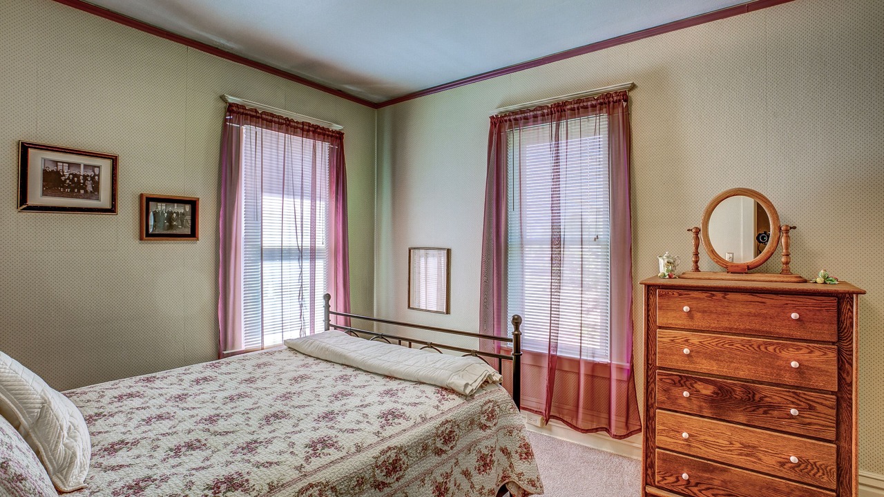 Photo of Bedroom in Garden District