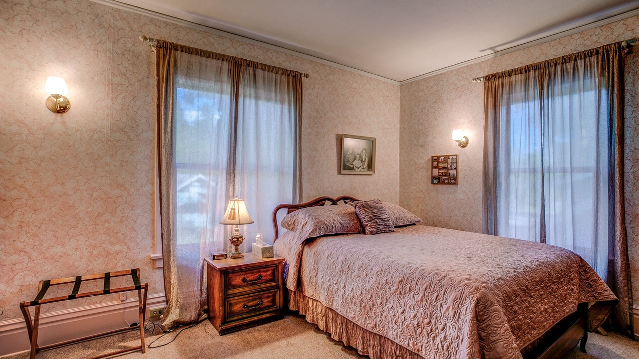 Photo of Bedroom in Garden District