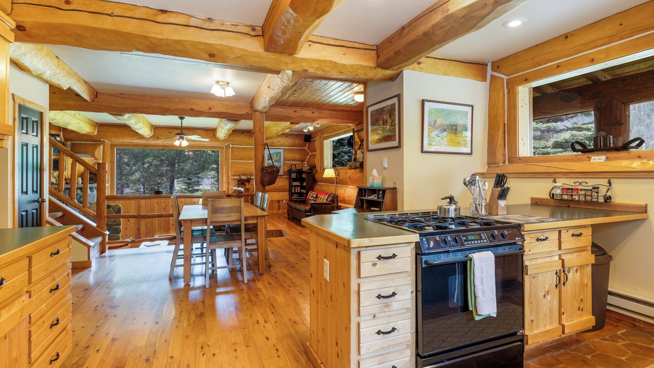 Photo of Kitchen in Clinton