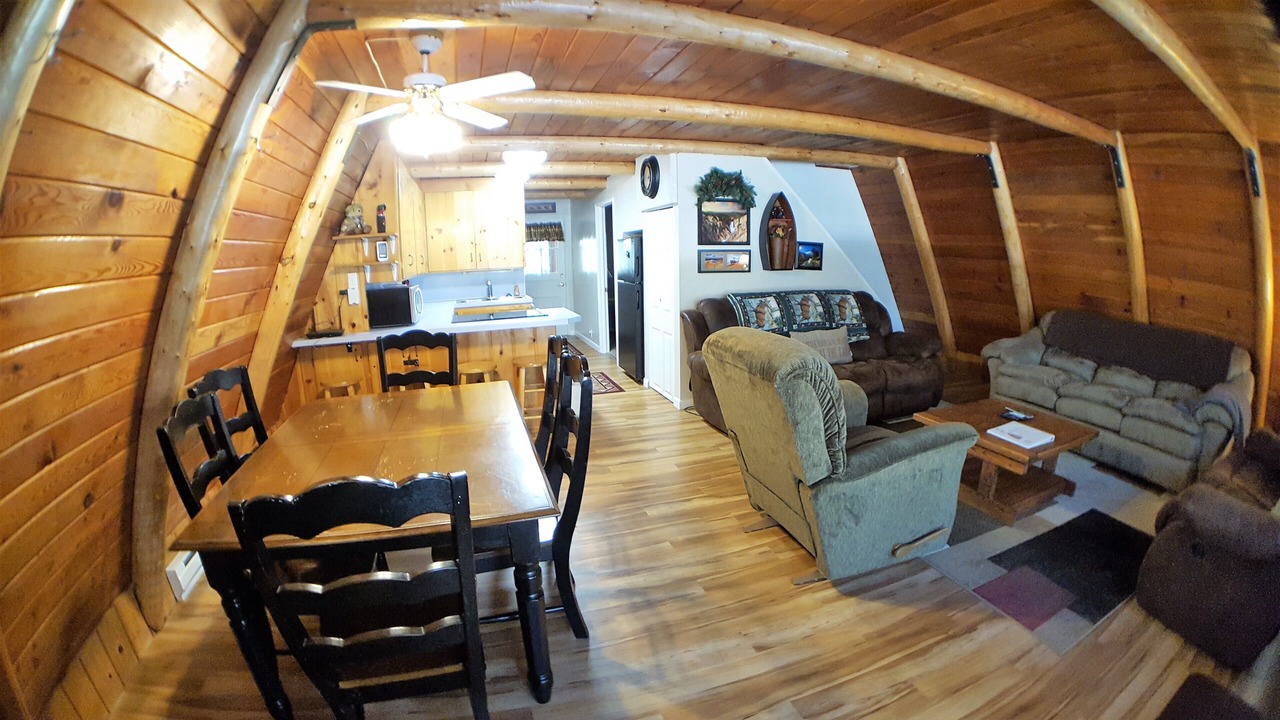 Photo of Livingroom in Island Park