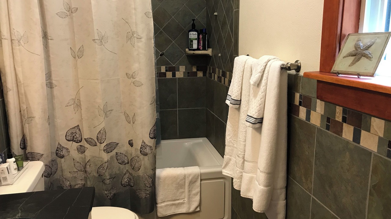 Photo of Bathroom in Sheridan