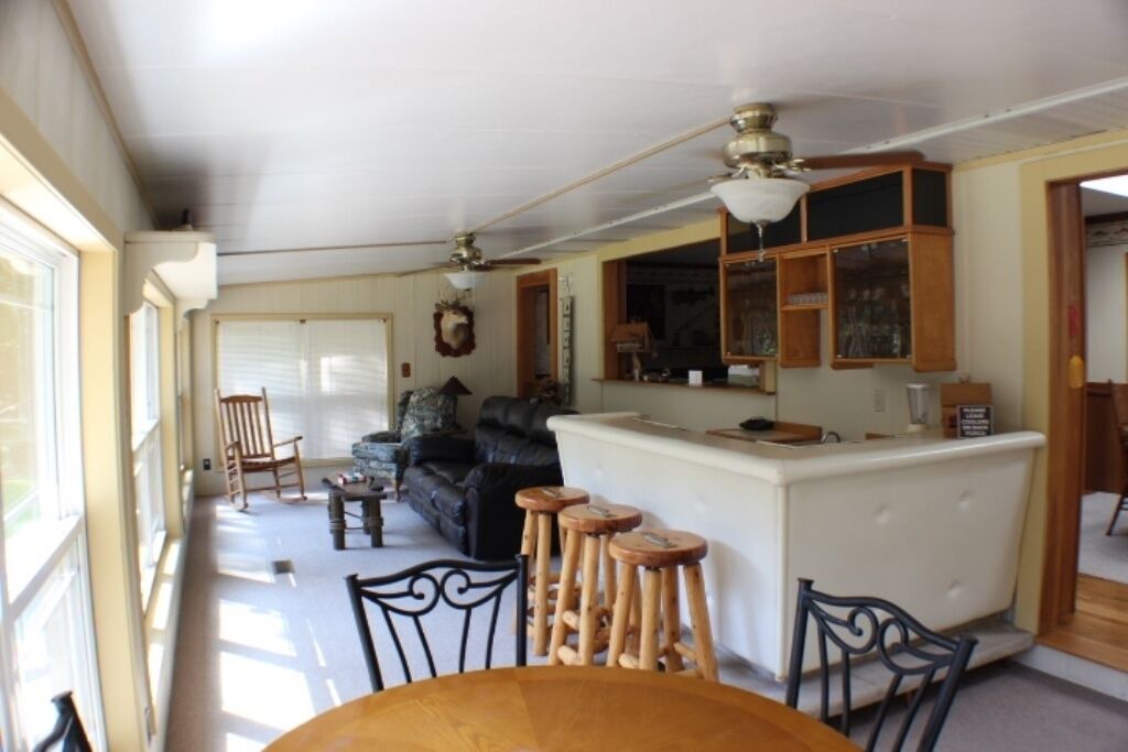 Photo of Bedroom in Lakeview