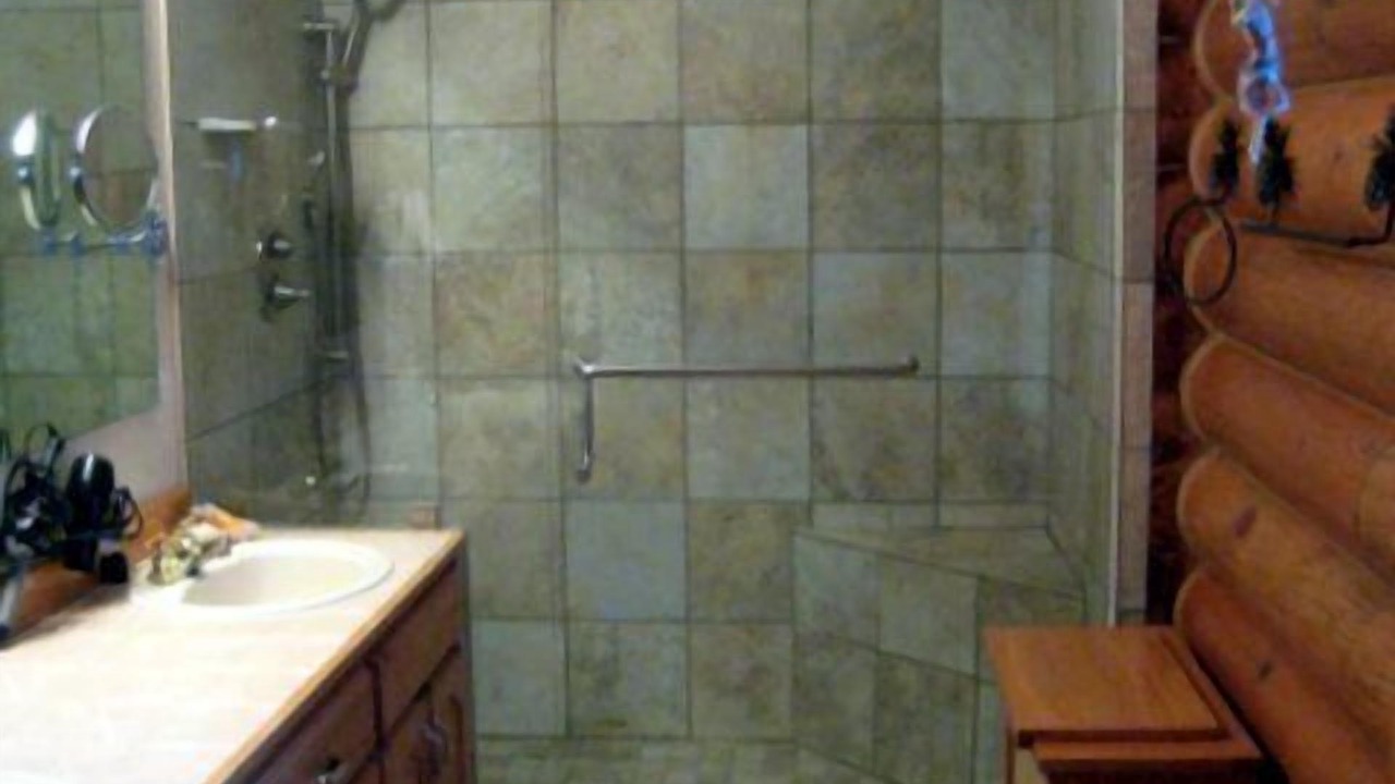 Photo of Bathroom in Moran