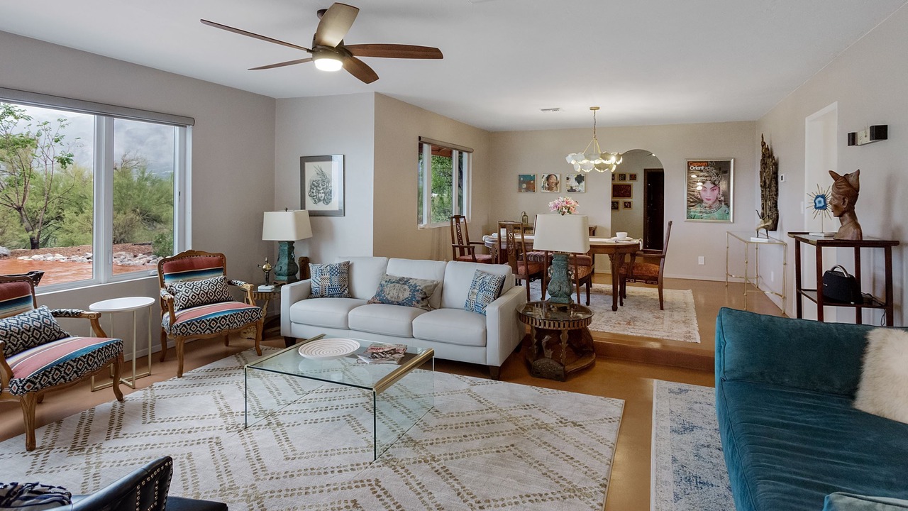 Photo of Livingroom in Skyline Bel Air Estates