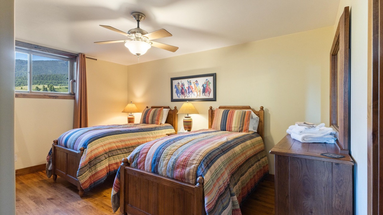 Photo of Bedroom in Wineglass