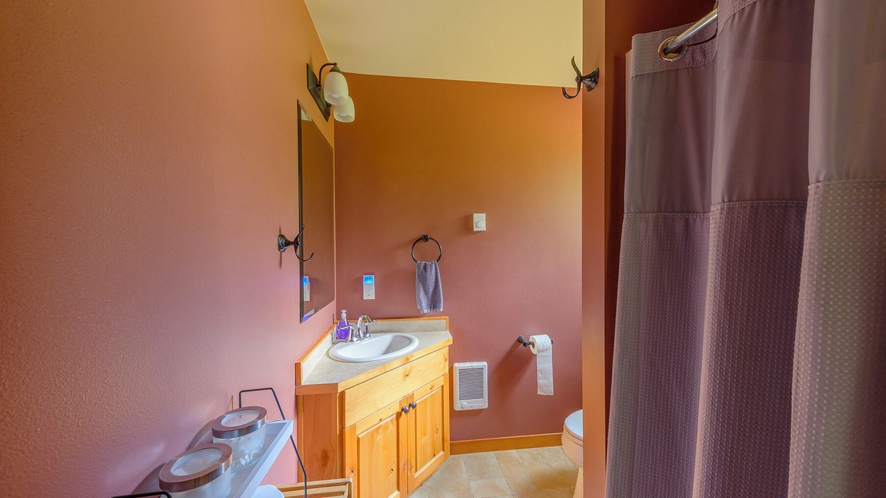 Photo of Bathroom in Warnick