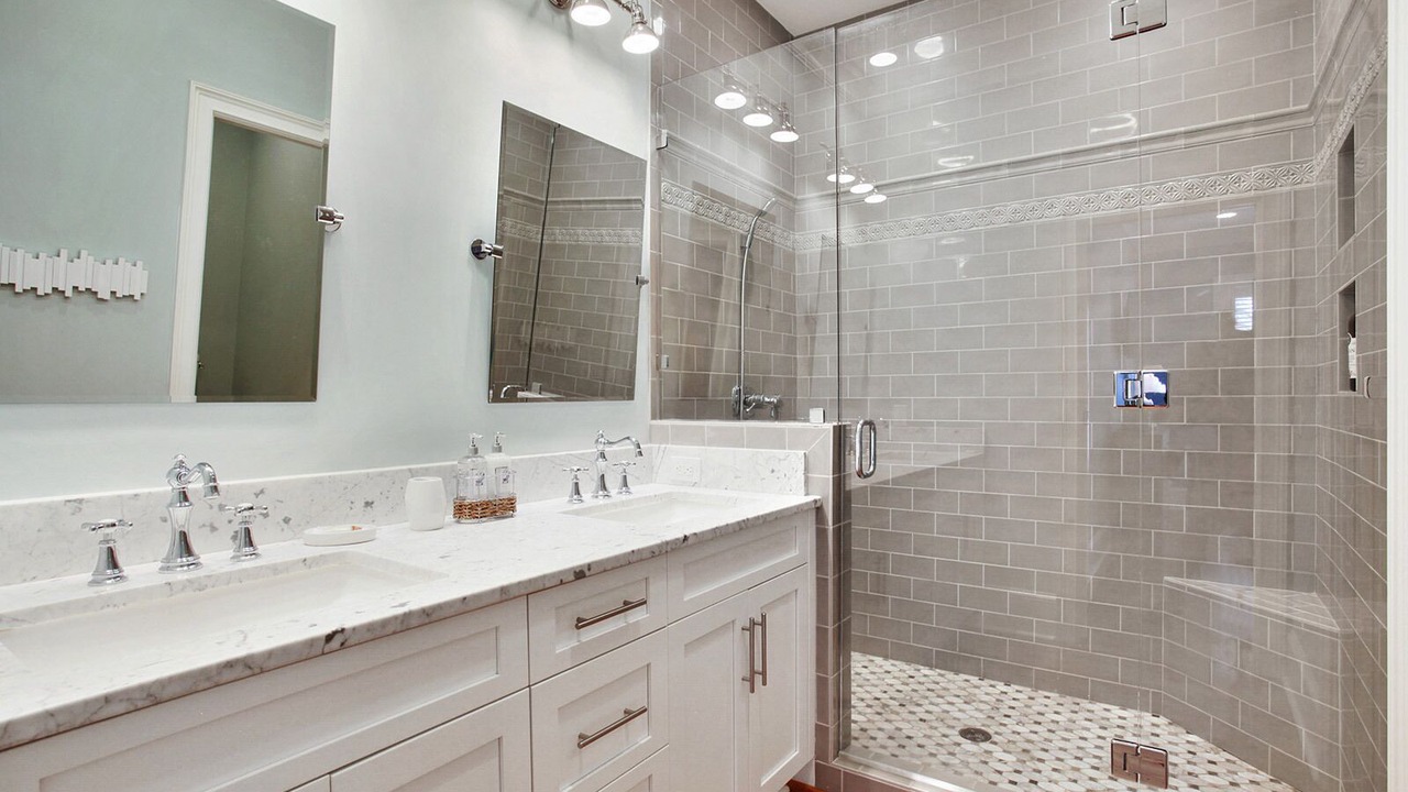 Photo of Bathroom in Historic District - North