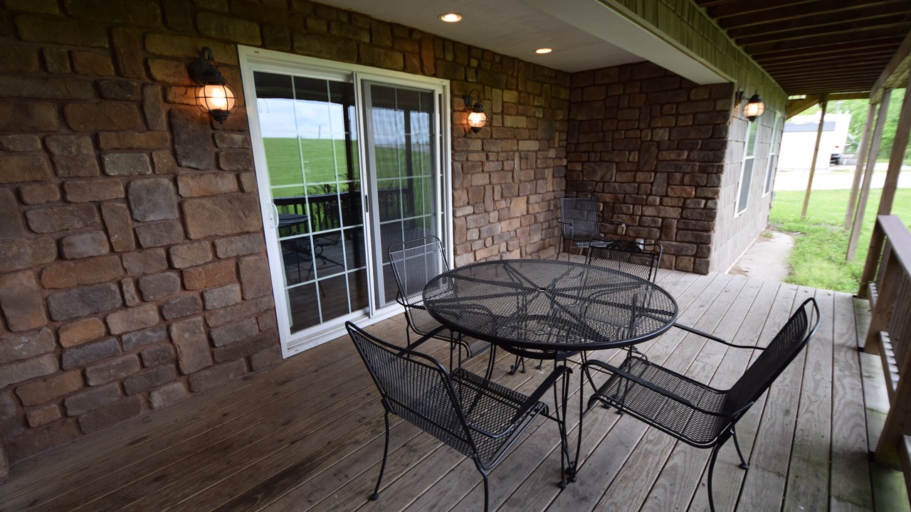 Photo of Outdoor in Lakeview