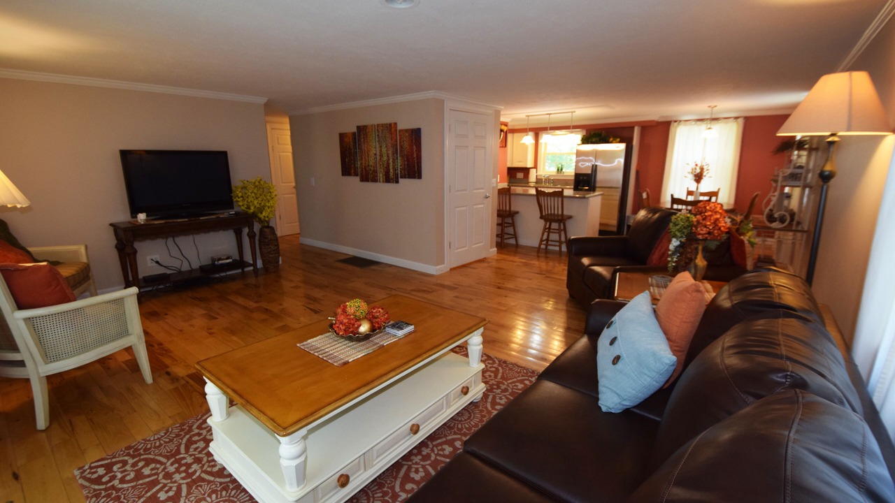 Photo of Bedroom in Lakeview