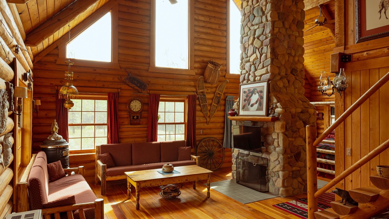 Photo of Livingroom in Polebridge