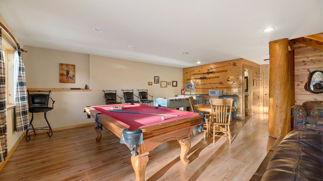 Photo of Bedroom in Custer